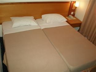 Sri Sutra Hotel Bandar Puchong Utama Luaran gambar